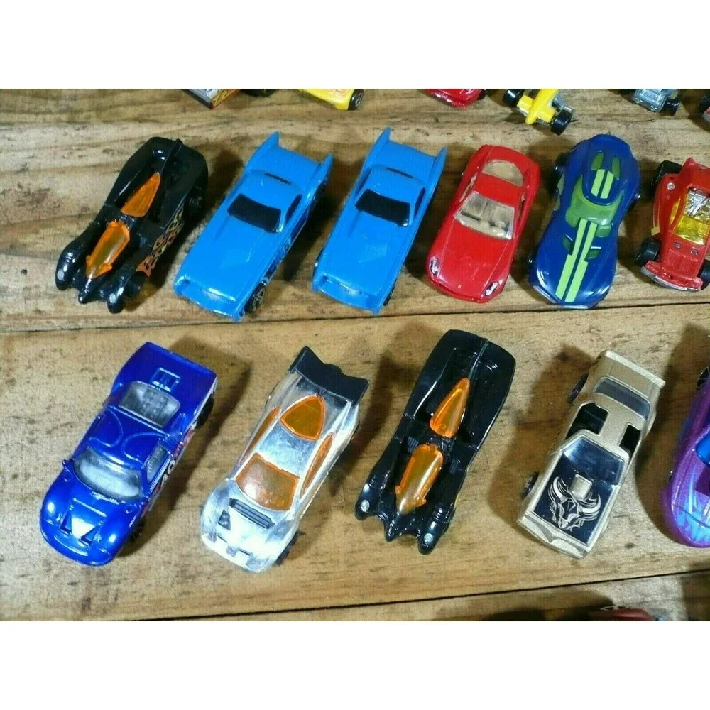 Lot of 29 Hot Wheels Toy Cars Trucks